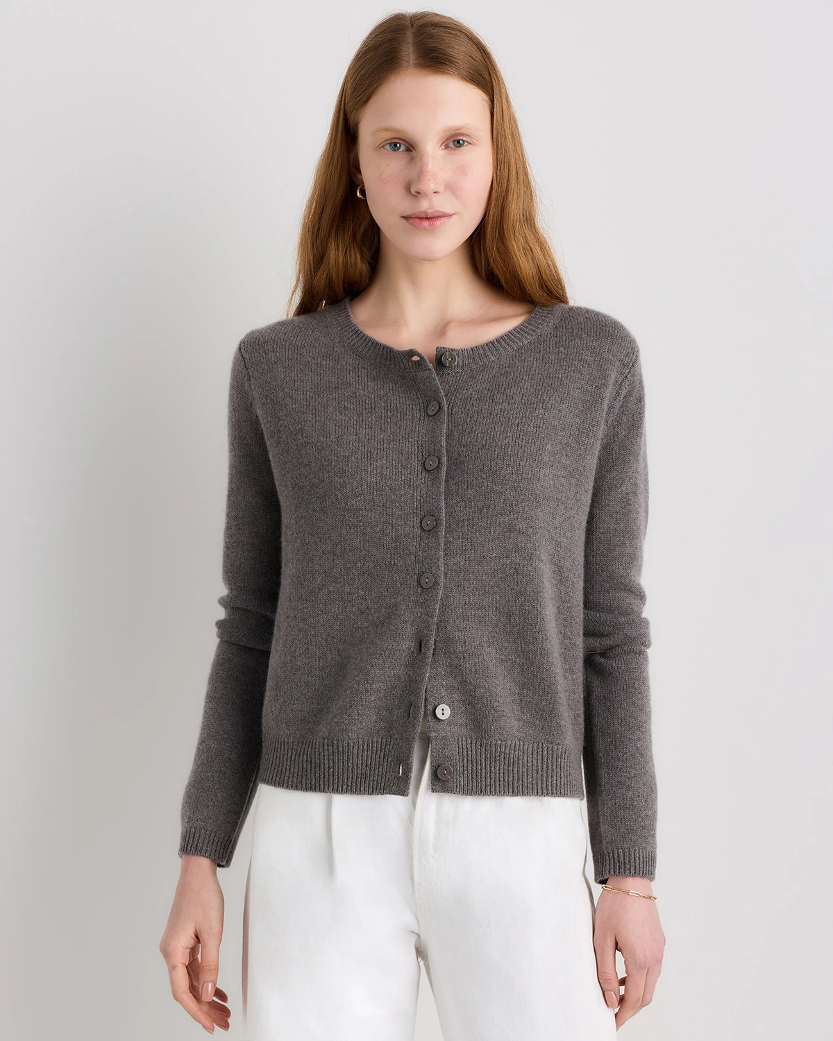 Quince | Women's Mongolian Cashmere Cropped Crew Cardigan Sweater in Heather Grey, Size Medium | Quince