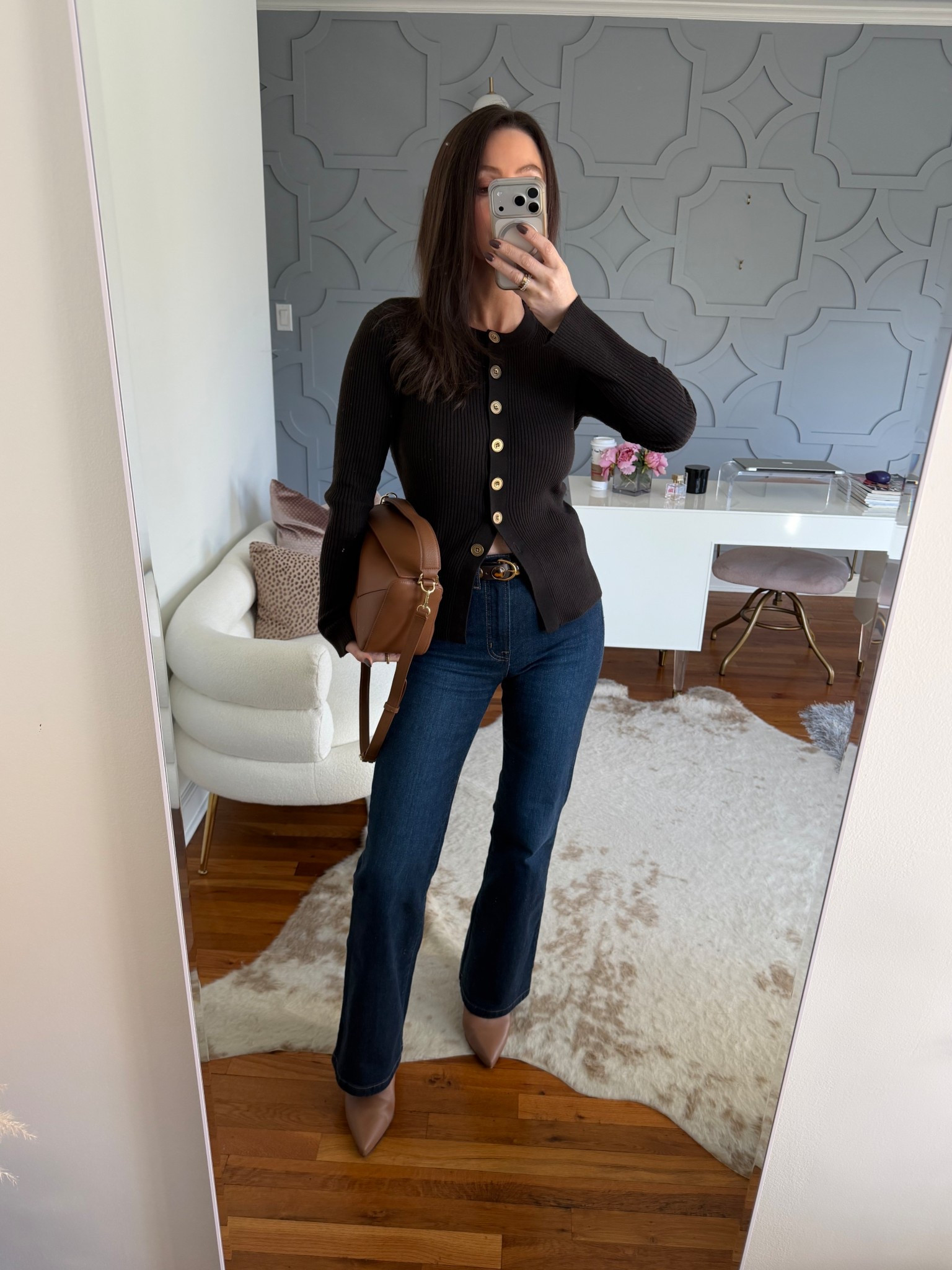 Top true to size
Jeans true to size (I’m 5’5 and a half and in the regular length)
Booties I sized up a whole size 

#LTKootd