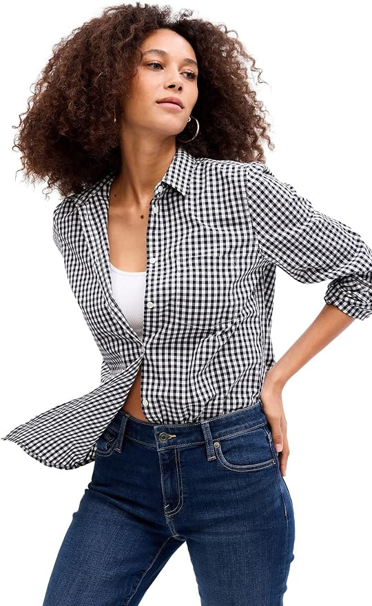 GAP Women's Classic Shirt | Amazon (US)