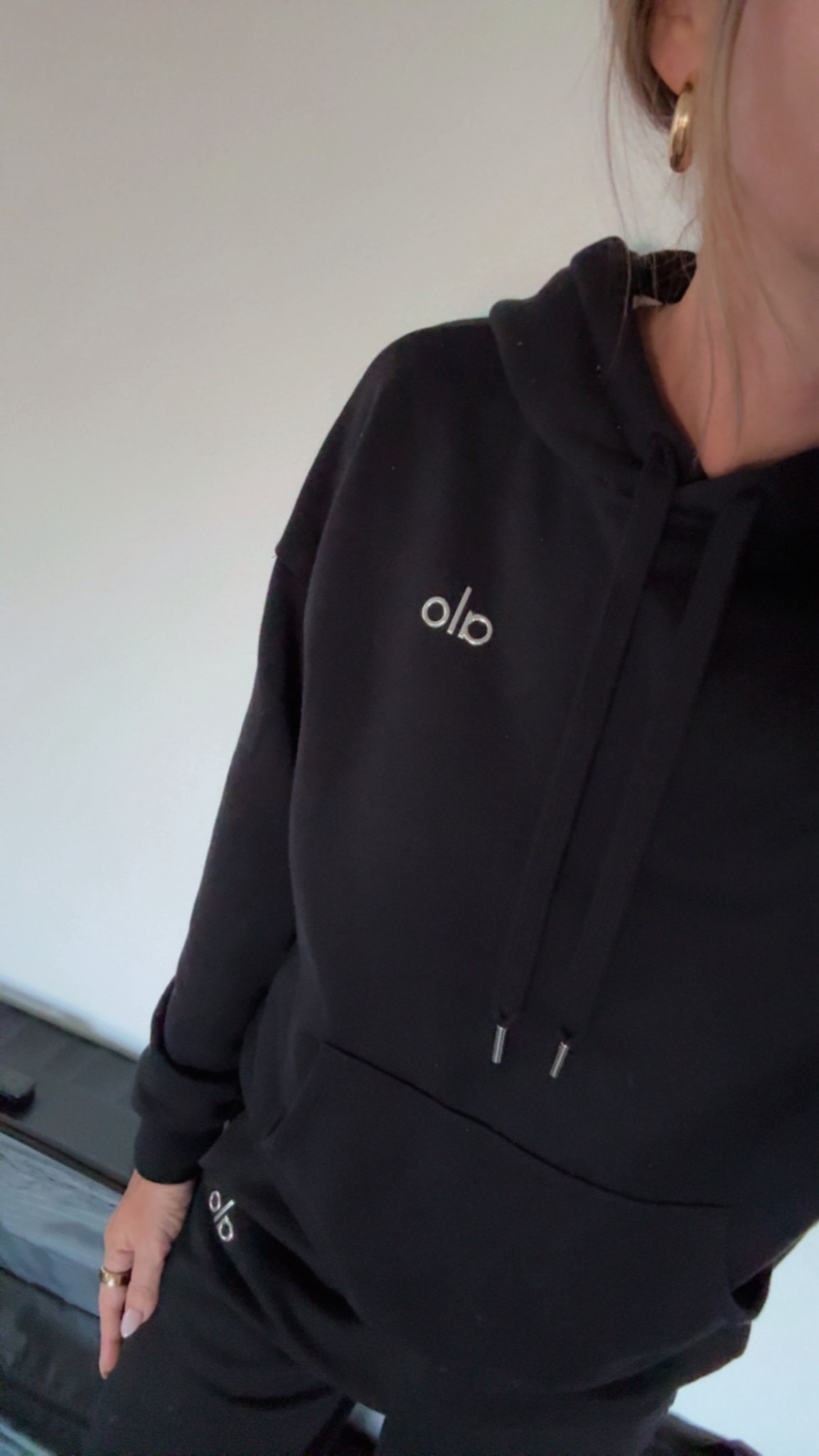 My go-to lately 🤍 this Alo sweat suit = PERFECTION.

It’s cozy without feeling heavy, fits just right, and somehow makes me feel put together even on my most chill days. 

10/10 everyday set ✨

#LTKootd #LTKmomlife