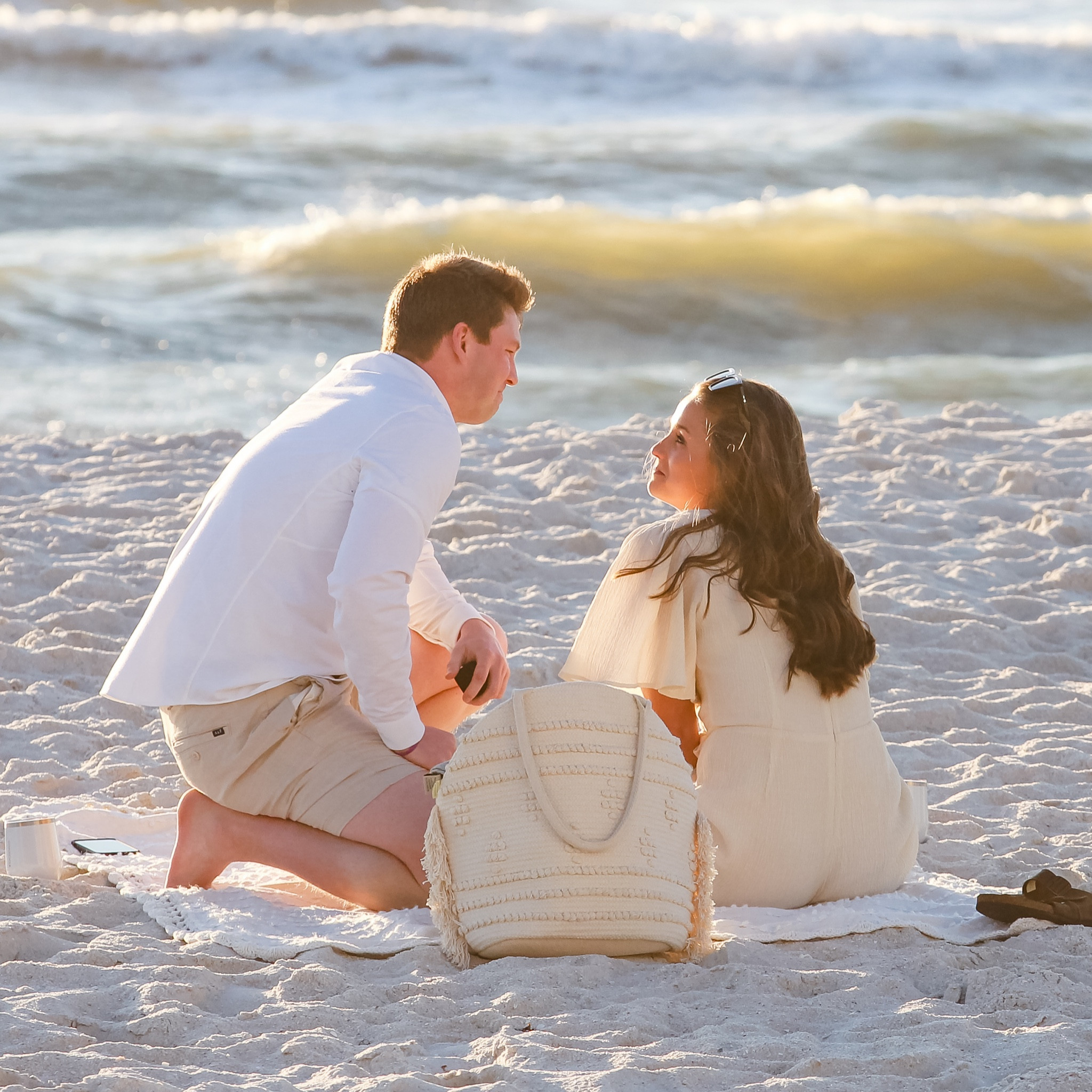 this bag will forever be a statement (engagement not linked 🤣)


#LTKFind #LTKunder50 #LTKSeasonal