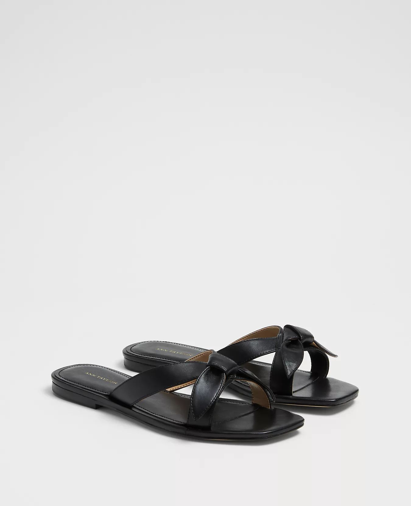 Ava Leather Bow Flat Slide Sandals | Ann Taylor (US)