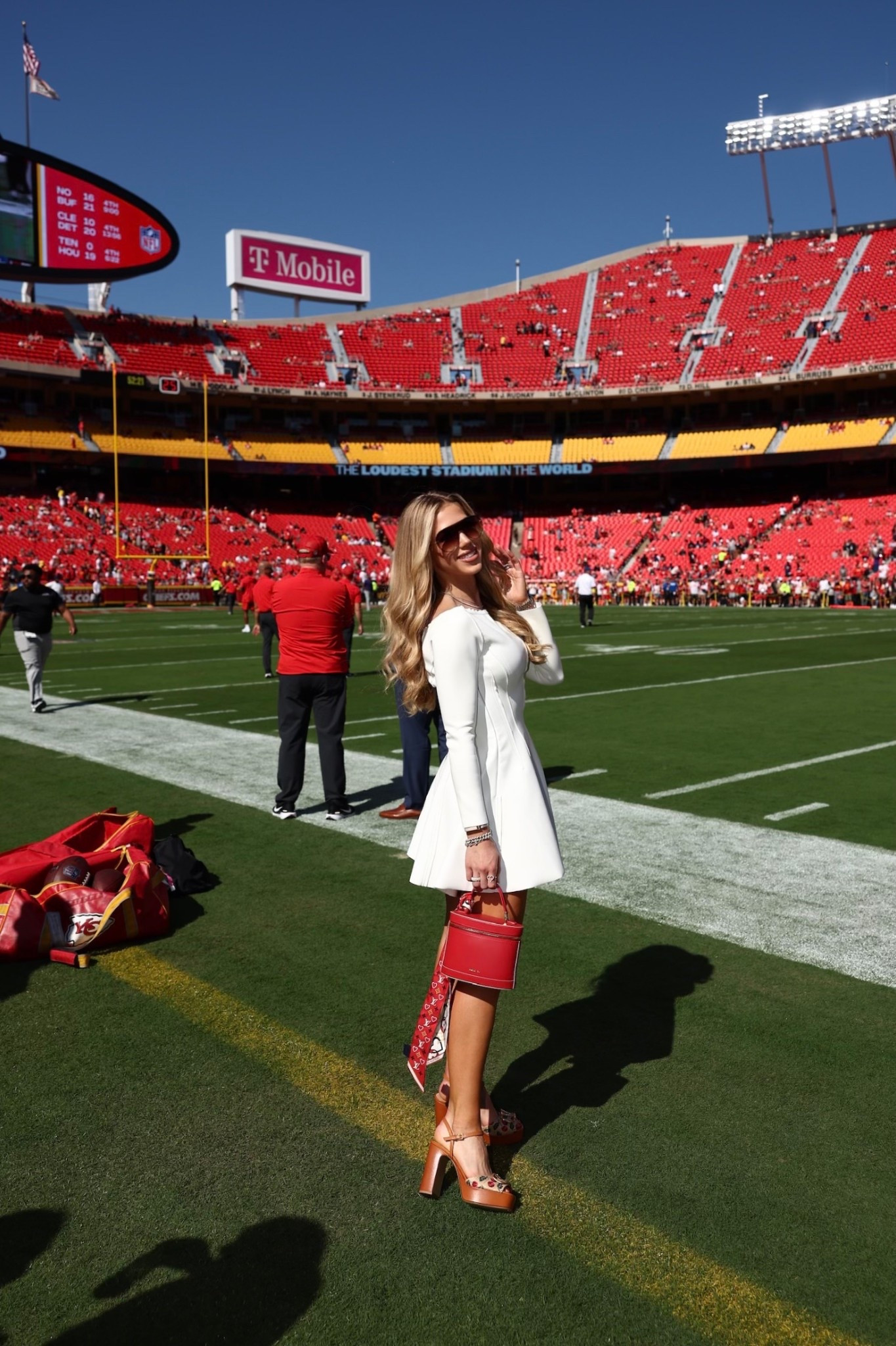 September at Arrowhead—where the sun shines bright, the tailgates are legendary, and the Kingdom comes alive to cheer on our team ❤️💛

#Chiefs #ChiefsKingdom #NFL #Football 

#LTKSeasonal #LTKShoeCrush #LTKStyleTip