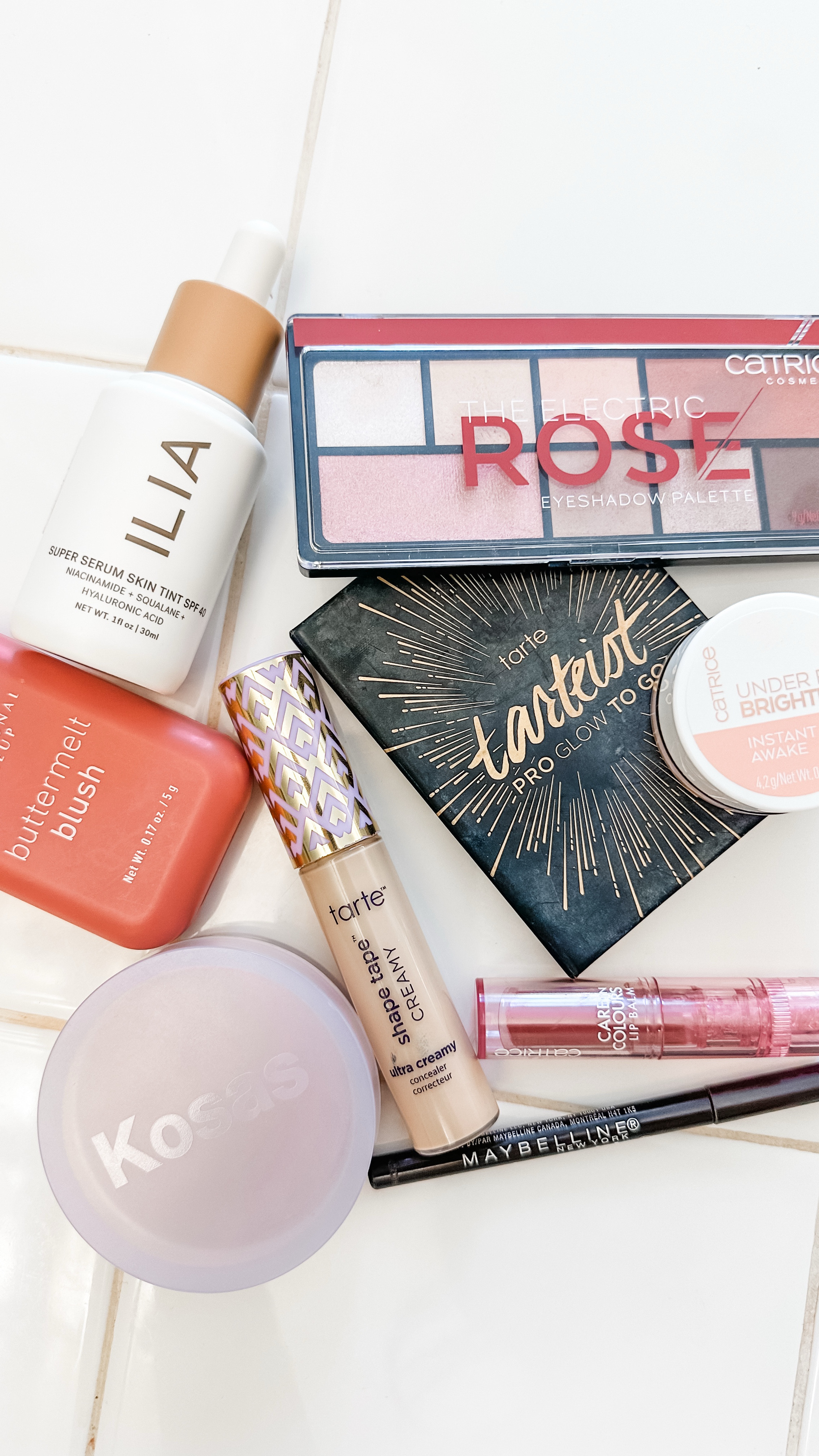 5 minute weekend makeup. 
Even if I have nothing to do, I like to look put together. This quick and easy makeup routine is perfect for those lazy days  

#LTKOver40 #LTKFindsUnder50 #LTKBeauty