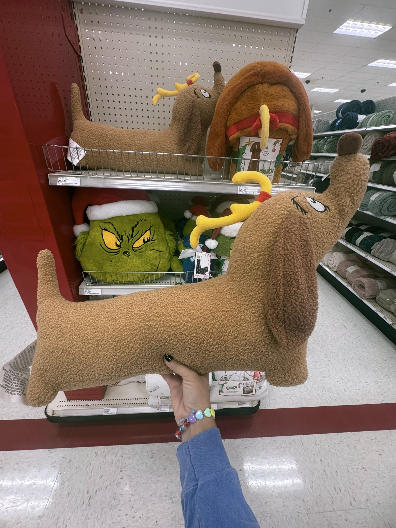 I’m doing a grinch theme in the girls room for Christmas this year and this bedding from target is such a good deal. Very similar to the pottery barn versionn

#LTKSeasonal #LTKFindsUnder50 #LTKHome