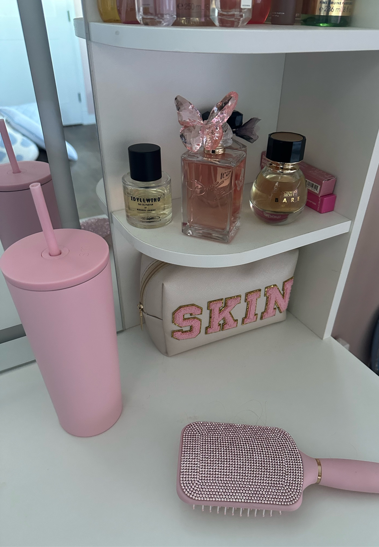 some of my favorite scents and pink things found in my room 💓💗💞💕💖💘 

#LTKbeauty #LTKbag #LTKcanada