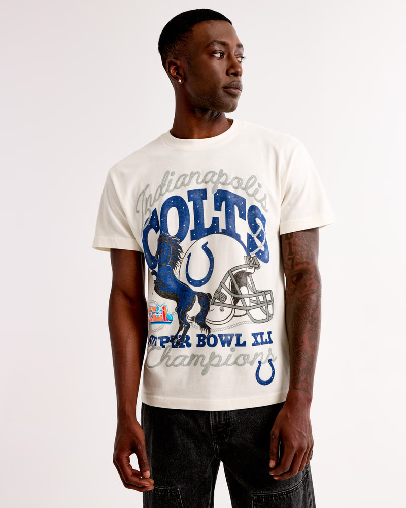 Indianapolis Colts Graphic Tee | Abercrombie & Fitch (US)