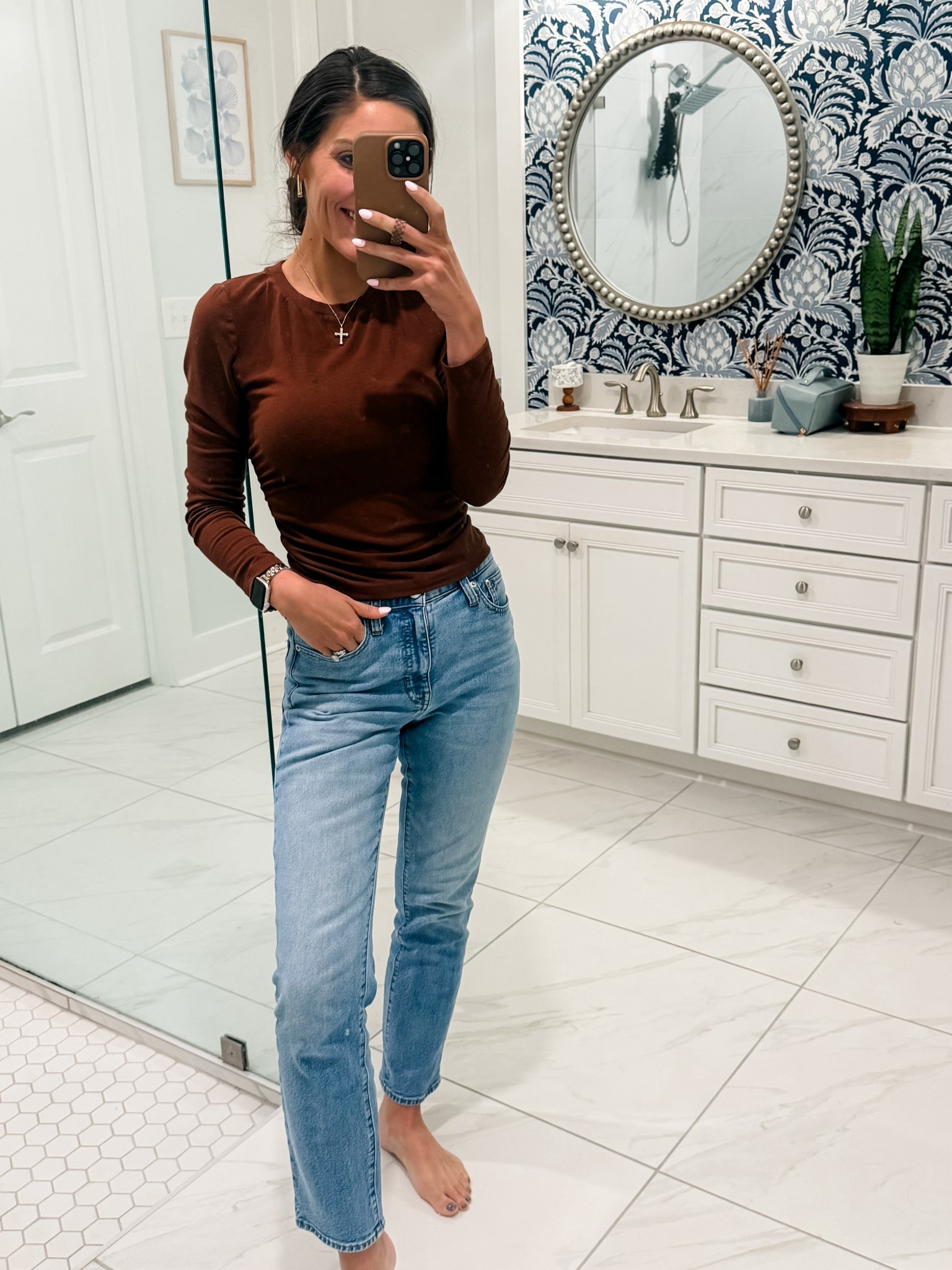 Top: X-Small (but of a buttery soft lounge set!)
Bottom: 24 (such a good staple Jean!)


#LTKMidsize #LTKFindsUnder100 #LTKootd