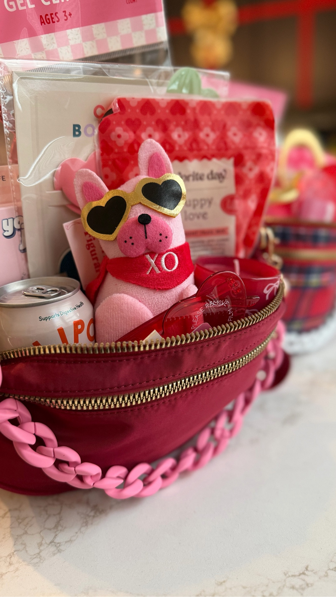 Valentine’s boo bags but make them functional 🎀

These Emmafy bags are truly Mary Poppins bags — I swear I just keep pulling things out. And since they’re B1G1, I made two boo bags without overthinking it (growth).

Cute, roomy, and actually useful = my love language. 💌

#LTKFindsUnder50 #LTKSeasonal #LTKHome