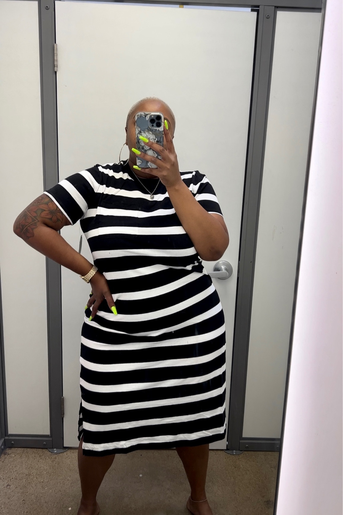 Time and Tru Women’s Tshirt dress size 16/18

Plus size Walmart Fashion Finds!  Walmart Summer Outfits & Cute summer dresses

Plus size outfit idea. Summer outfit.
Plus size set | Walmart outfits | summer dress

#LTKunder50 #LTKstyletip #LTKcurves