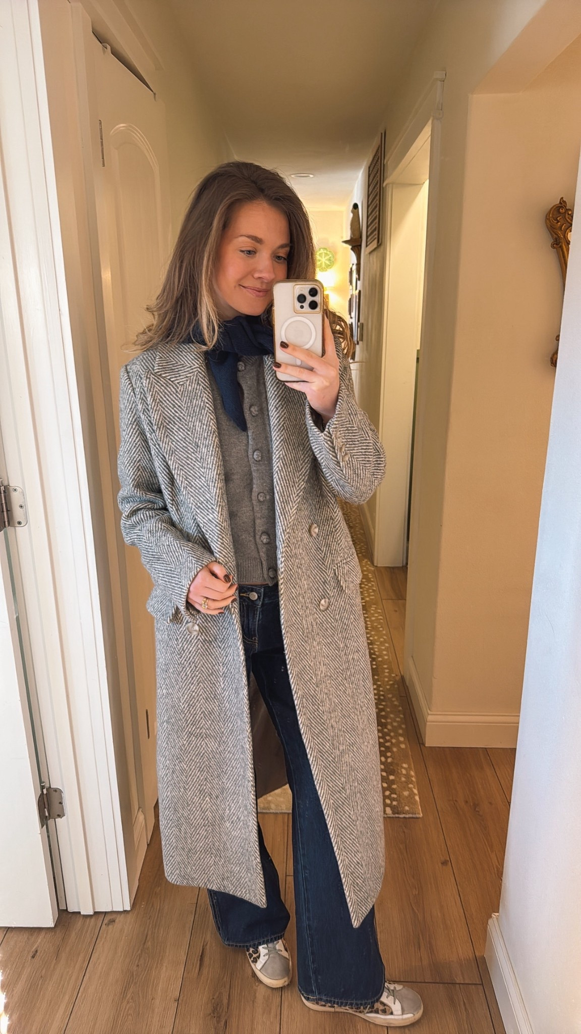 Coat is ASTR morana coat from last year, you may be able to find on depop/posh! I can’t find it in this colorway anymore new but I linked another color + a similar coat from Aritzia :)

Jeans are PacSun Casey jeans in dark indigo, I got a size 25 — check out their size chart! a 25 equates to a 26” waist so it is typical to size down one! 

#LTKSeasonal #LTKFindsUnder50 #LTKootd