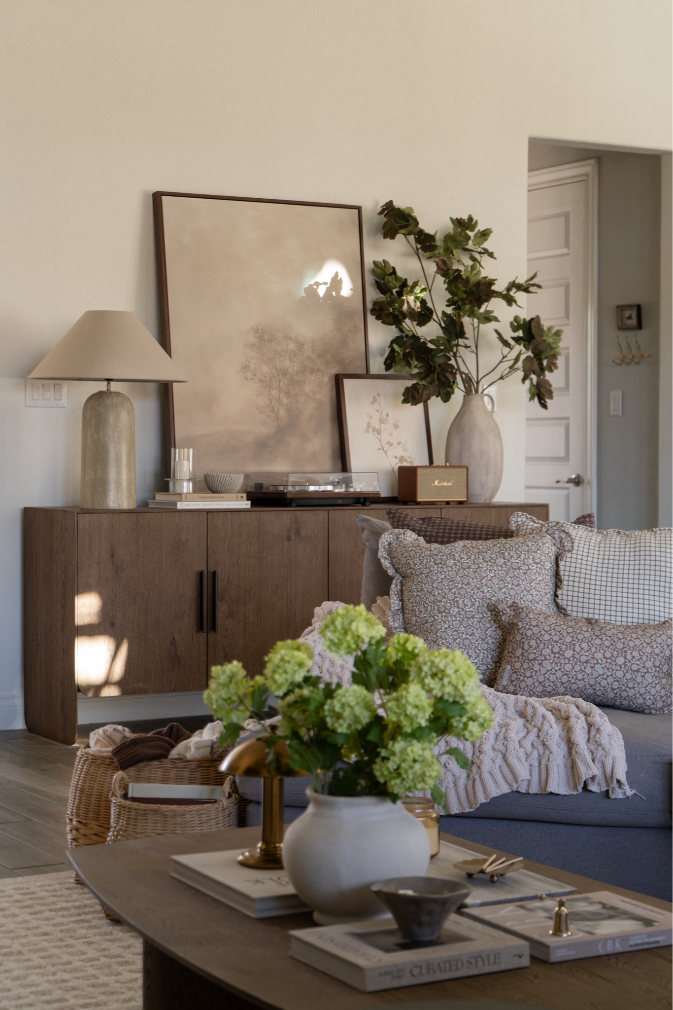 Spring sideboard styling 🤎✨

#LTKSaleAlert #LTKHome #LTKSeasonal