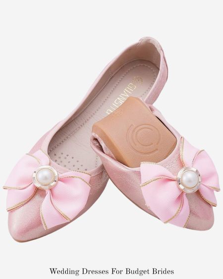 So pretty! Foldable pearl ballet flats .

#comfortableweddingflats #weddingshoes #brideshoes #bridalshoes #bridalpartyflats 

#LTKshoecrush #LTKwedding #LTKstyletip