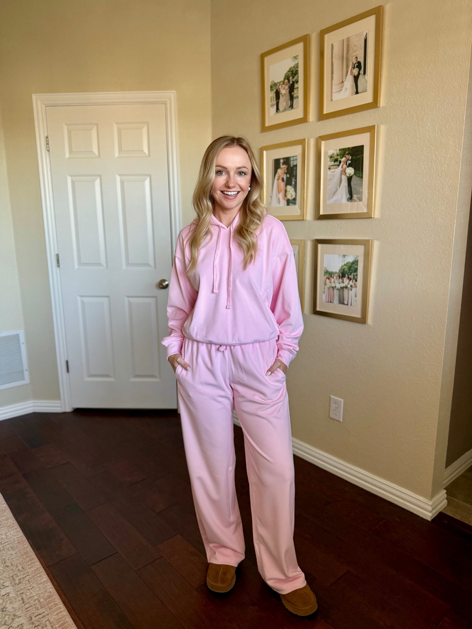 The coziest pink lounge set! This is a thicker material that will keep you so warm!! Wearing an XS in hoodie and S short in pants 

#LTKSaleAlert #LTKootd #LTKselfcare