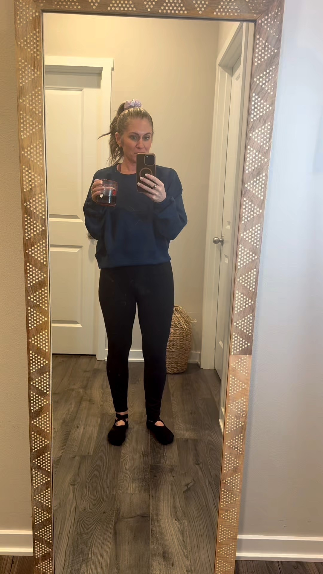 Pilates fit of the night 

Wearing a medium in pants
Medium in top
M/L in bralette 

Use code: JUSTAKEYATHEART10 for the Osea scrunchie 

#LTKfitnessgoals #LTKPetite #LTKActive