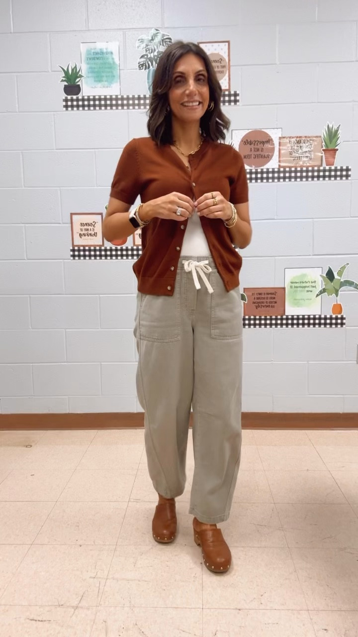 Teacher outfit of the day
Casual spring outfit 


#LTKWorkwear #LTKdayinmylife #LTKOver40