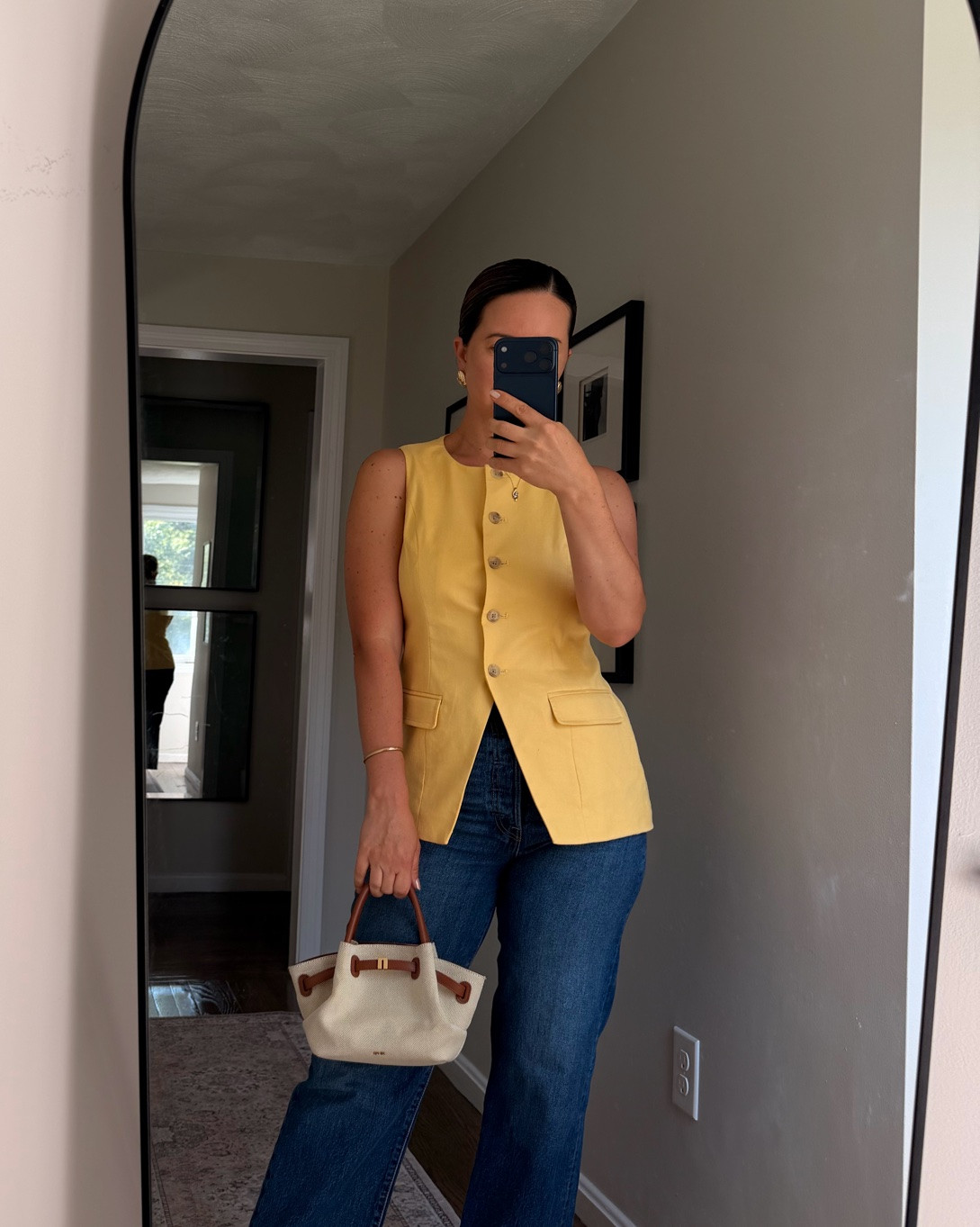 Summer outfit

#LTKootd #LTKgrwm #LTKOver40