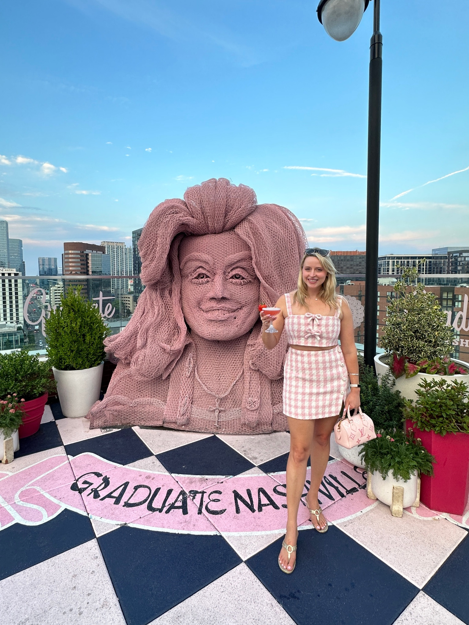 What would Dolly do? Make everything pink, of course! 🎀💕

#LTKSeasonal #LTKParties #LTKBacktoSchool