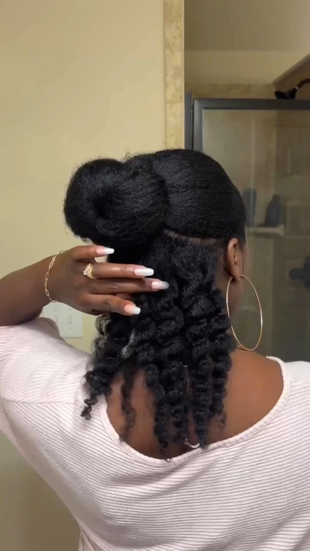 Creative, cute hairstyles don’t have to be complicated 🤍

This is one of my favorite easy styles when I want soft results without spending forever on my hair.

I linked all the products + tools I used right here — perfect if you’re building a simple styling routine or just want a new cute look to try.

Save this for later & tap to shop ✨


#LTKdayinmylife #LTKselfcare #LTKBeauty