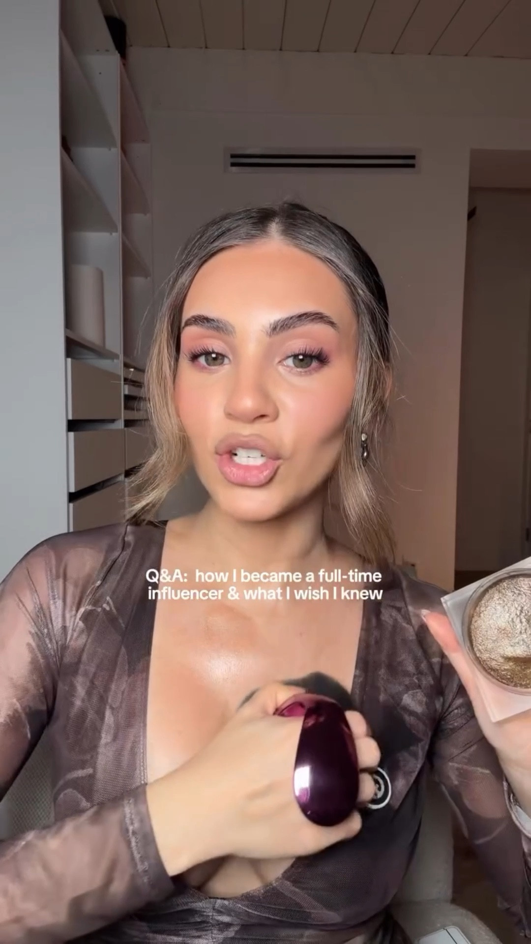 HOW TO BE AN INFLUENCER 🫶 send this to an aspiring content creator because there is room for everyone at the table 🤍 & if this isn’t your sign to post idk what is 🌟

#creatortips #howtobeaninfluencer #contentcreatorjourney #contentcreator #justpost