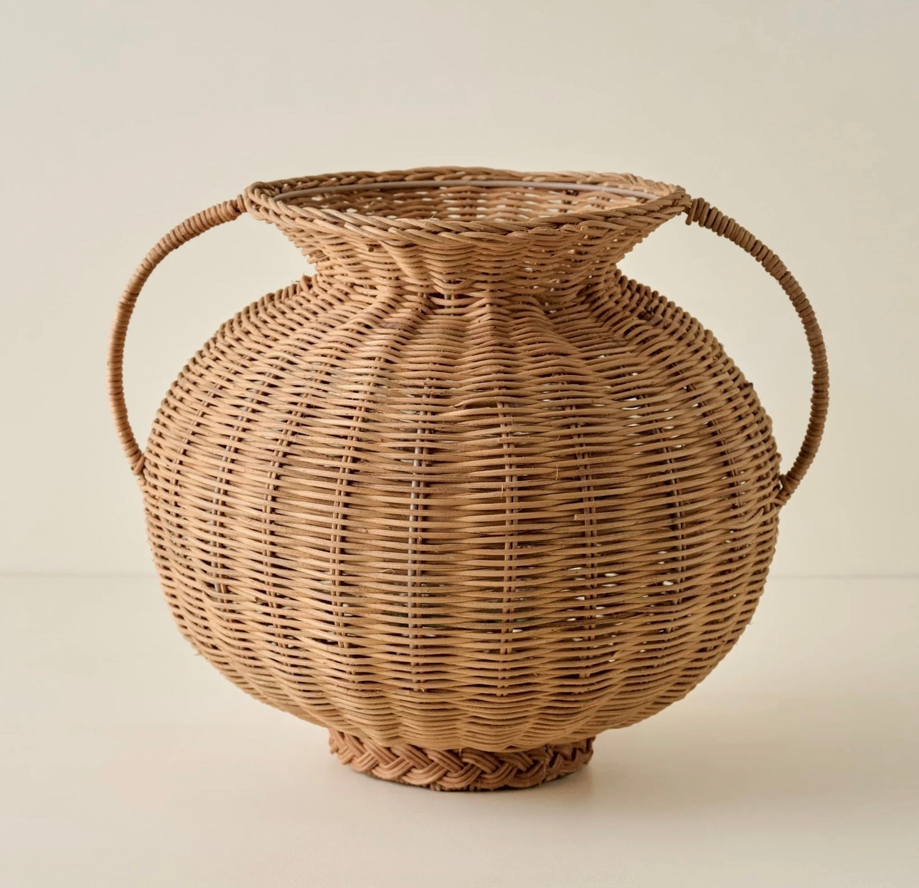 Rattan decor pieces | Vases | Bowls | Spring Style | Florals | Stems | candle Holders | Decor pieces | Magnolia New collection | 

#LTKHome