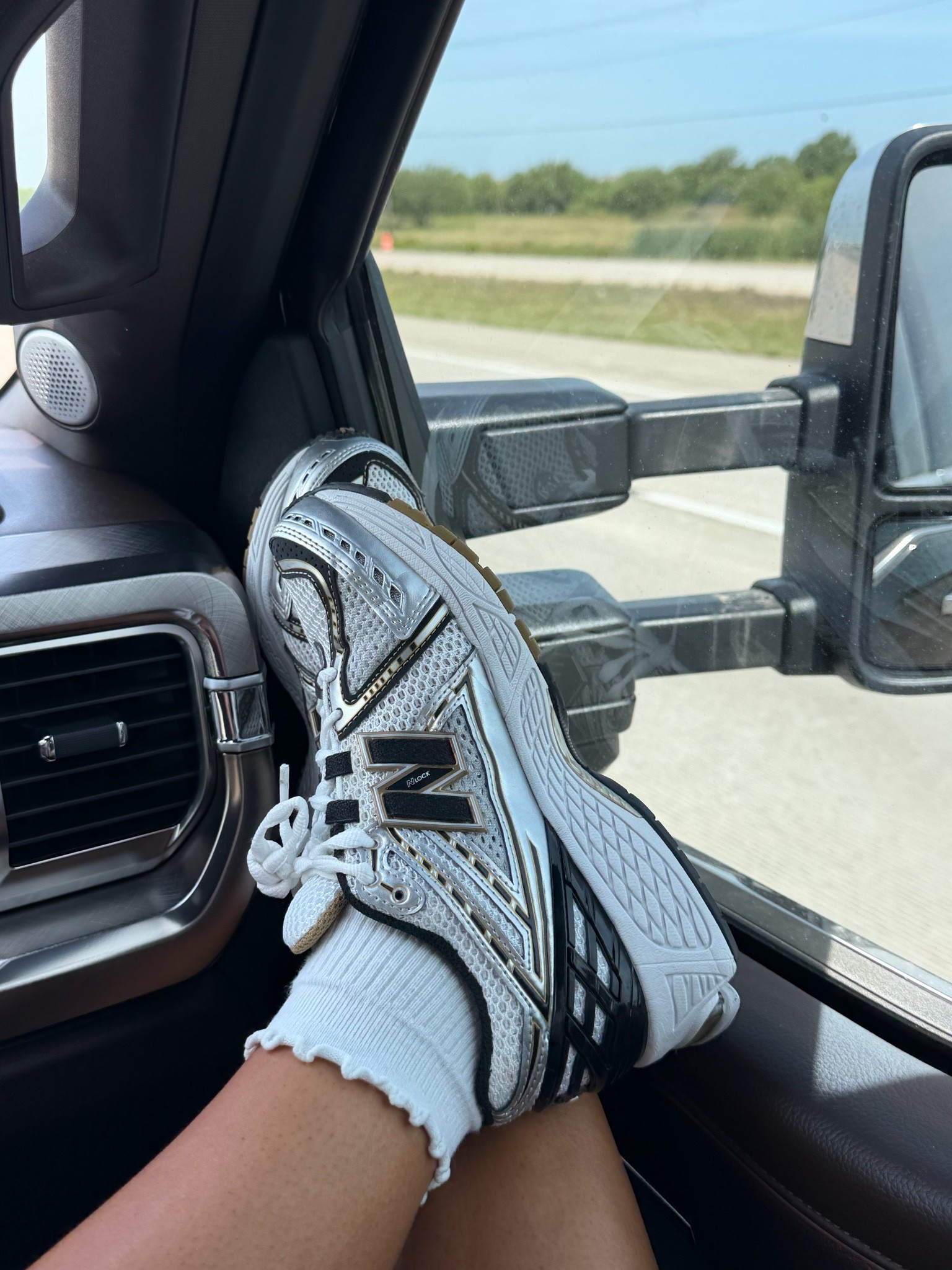 Sneakers of the day🤪

Comfy sneakers 
Casual outfit 
Road trip 
New balance 1906R

#LTKActive #LTKTravel #LTKmomlife