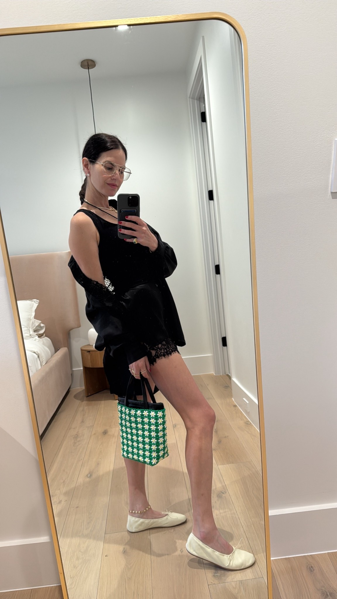 Miami fall outfit inspo! Linked looks for less options as well! 


Women’s fashion, fall fashion, fall outfits, fall outfit inspo, fall ootd, fall outfit ideas, trendy fashion, chic style, Miami fashion, mom fashion, outfit inspo, outfit ideas, tank top, satin shorts  

#LTKOver40 #LTKSeasonal #LTKStyleTip