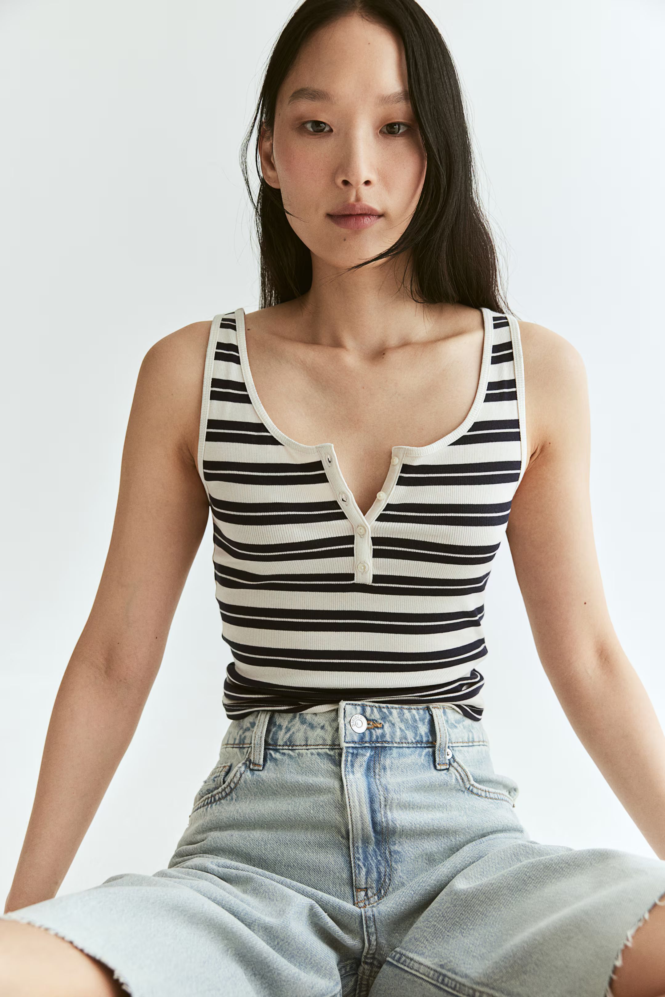 Geripptes Tanktop | H&M (DE, AT, CH, NL, FI)