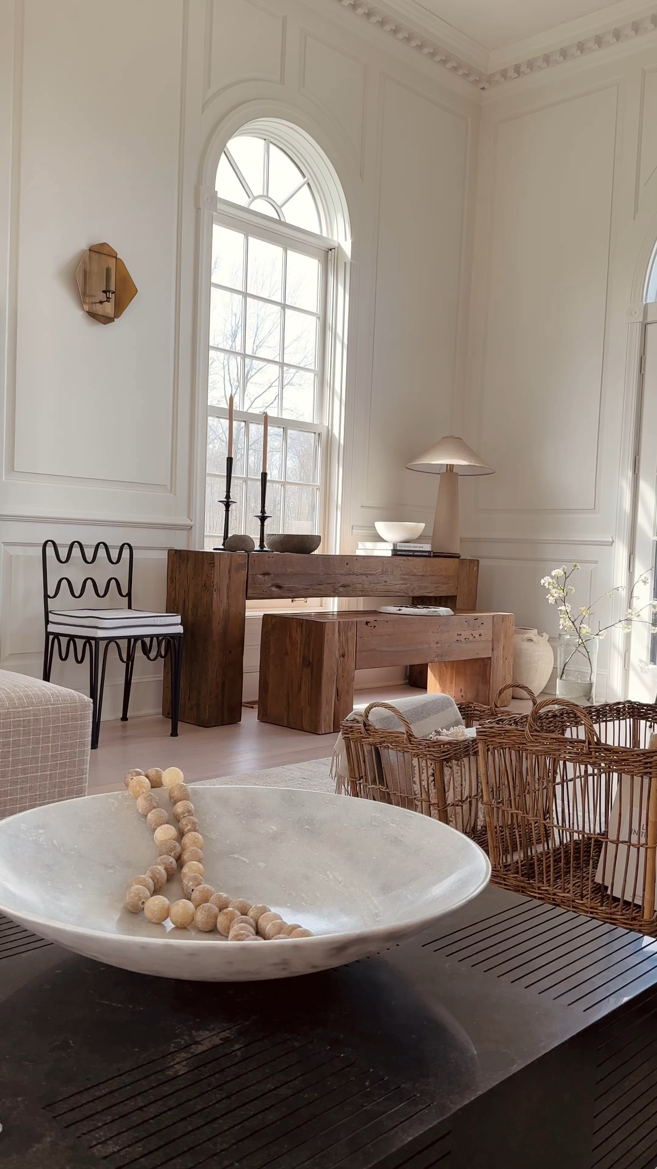 Shop my living room!

#LTKhome #LTKFind #LTKsalealert