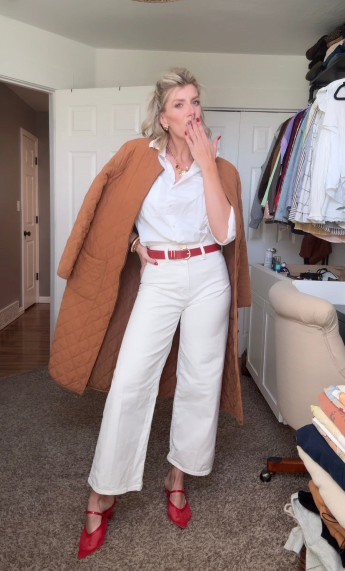 Winter whites
Valentine’s Day outfit for women

#LTKValentine #LTKWorkwear #LTKootd