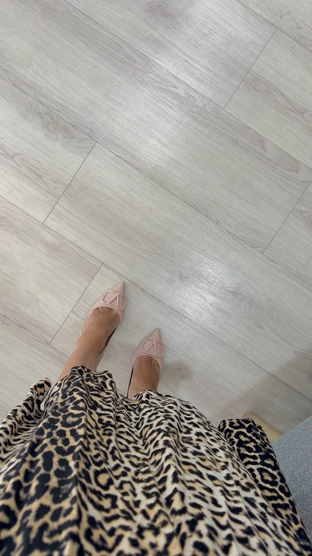 You guys!!! I found the chicest pumps that will go with EVERYTHING! VVVVVVVV! 🤍

#LTKShoeCrush #LTKWorkwear #LTKFindsUnder100