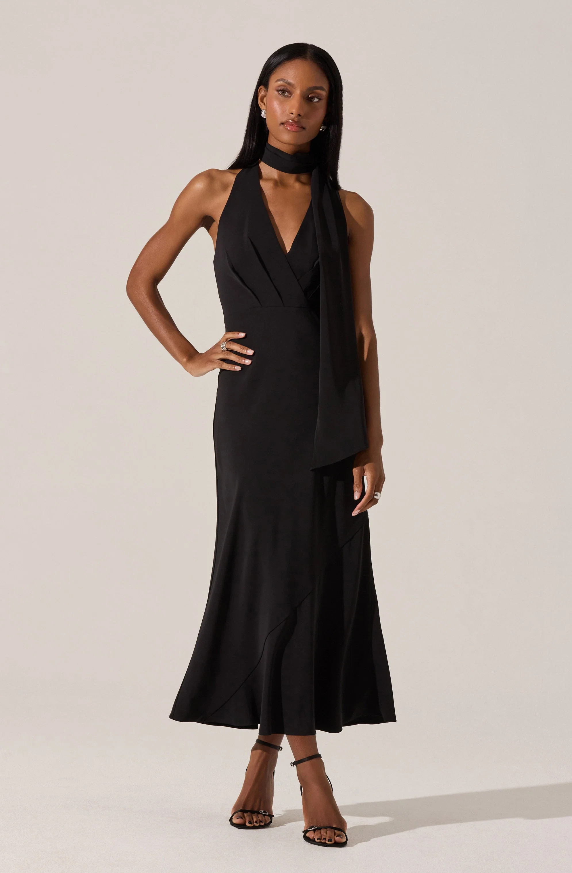 Hilaire Halter Midi Dress - Black / XS | ASTR The Label (US)