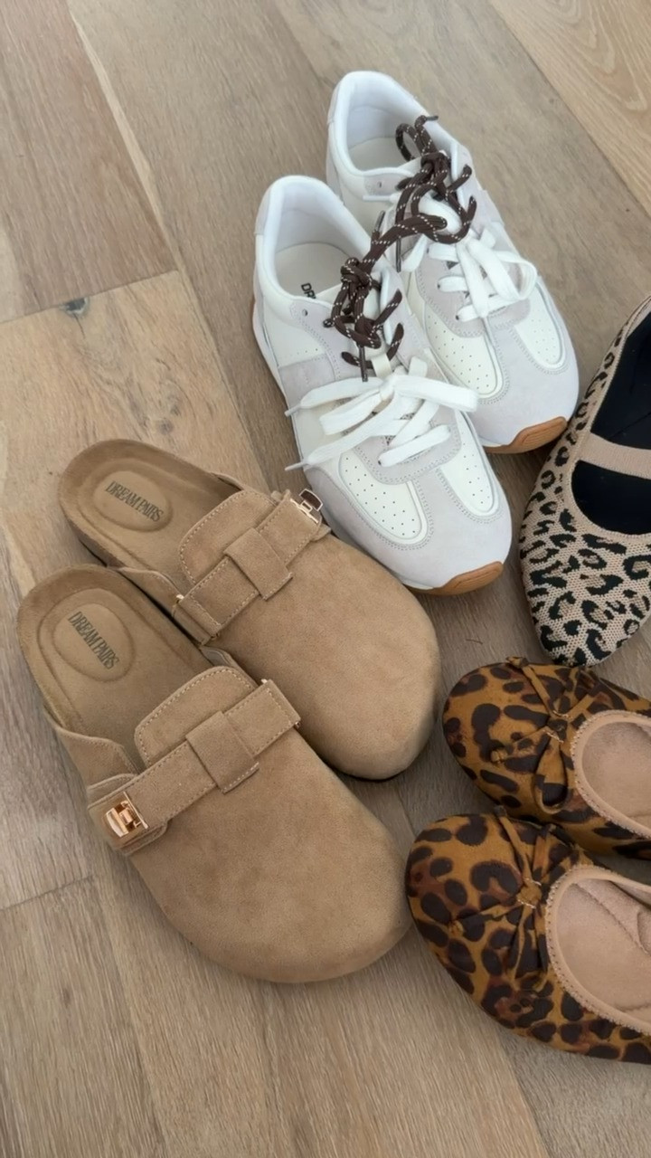 Some of my most-worn shoes lately!! So many cute pairs that go with everything🤎




fall shoes, women’s shoes, casual shoes, sneakers, ballet flats, Mary Jane flats, leopard print shoes, clogs, neutral shoes, fall fashion, everyday shoes, shoe finds, outfit accessories 

 #LTKootd #LTKSeasonal