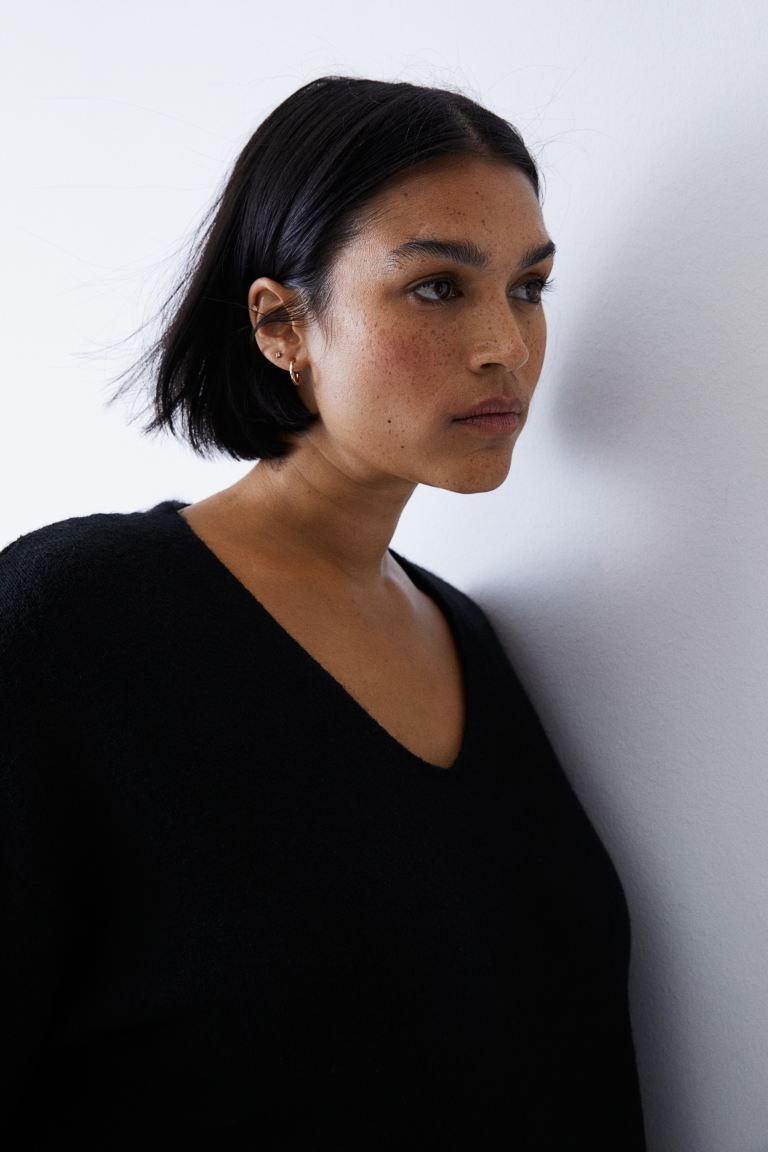 Oversized jumper - Black - Ladies | H&M GB | H&M (UK, MY, IN, SG, PH, TW, HK)