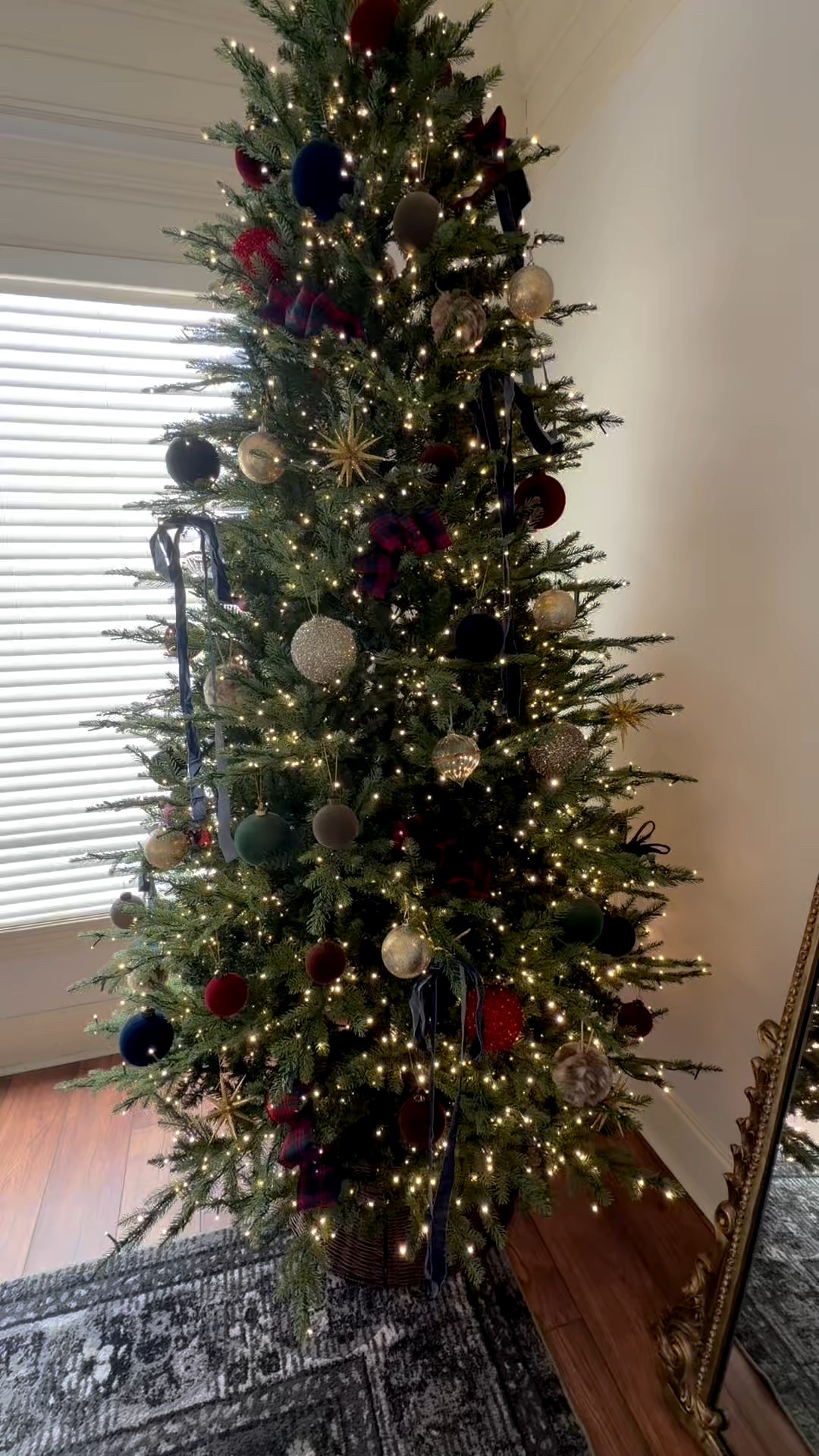 Christmas tree decor

Christmas decor, Christmas treee

#LTKFindsUnder100 #LTKHoliday #LTKGiftGuide