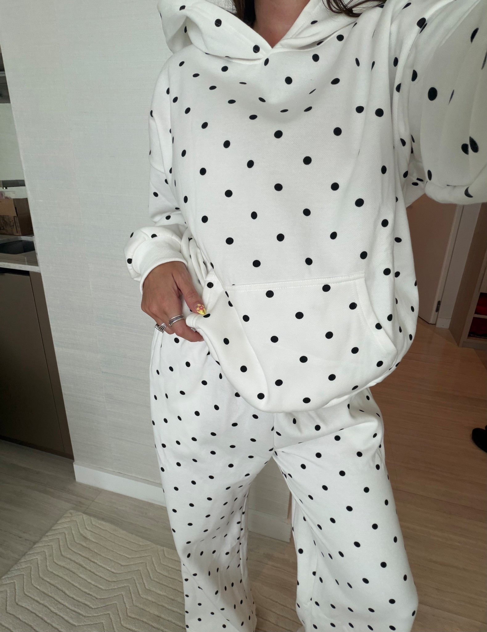 The CUTEST lounge set for spring! Perfect for rainy days, cool nights and running errands while feeling cozy but still looking like you’re put together 🤍 

#LTKmomlife #LTKMidsize #LTKootd
