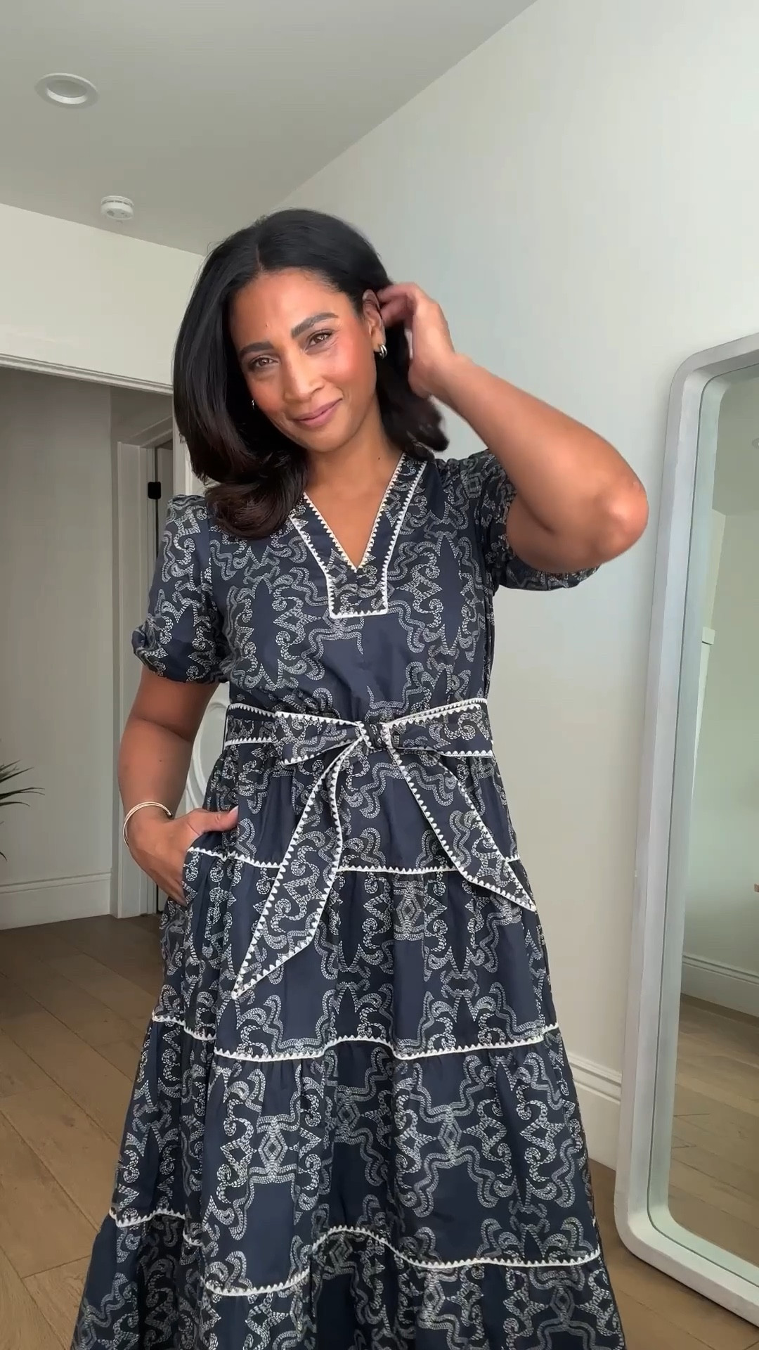 The most gorgeous summer >>> fall dress to transition into the new season!!! Removable adjustable sash belt and puff sleeves. Fits true to size and wearing a medium.



#LTKOver40 #LTKStyleTip