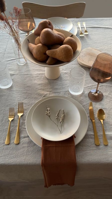 Thanksgiving tablescape details 🤎 never complete without Estelle colored glass! 









Amazon home
Matte plates
Gold cutlery 
Fall decor
Fall table decor

#LTKhome #LTKSeasonal #LTKunder100