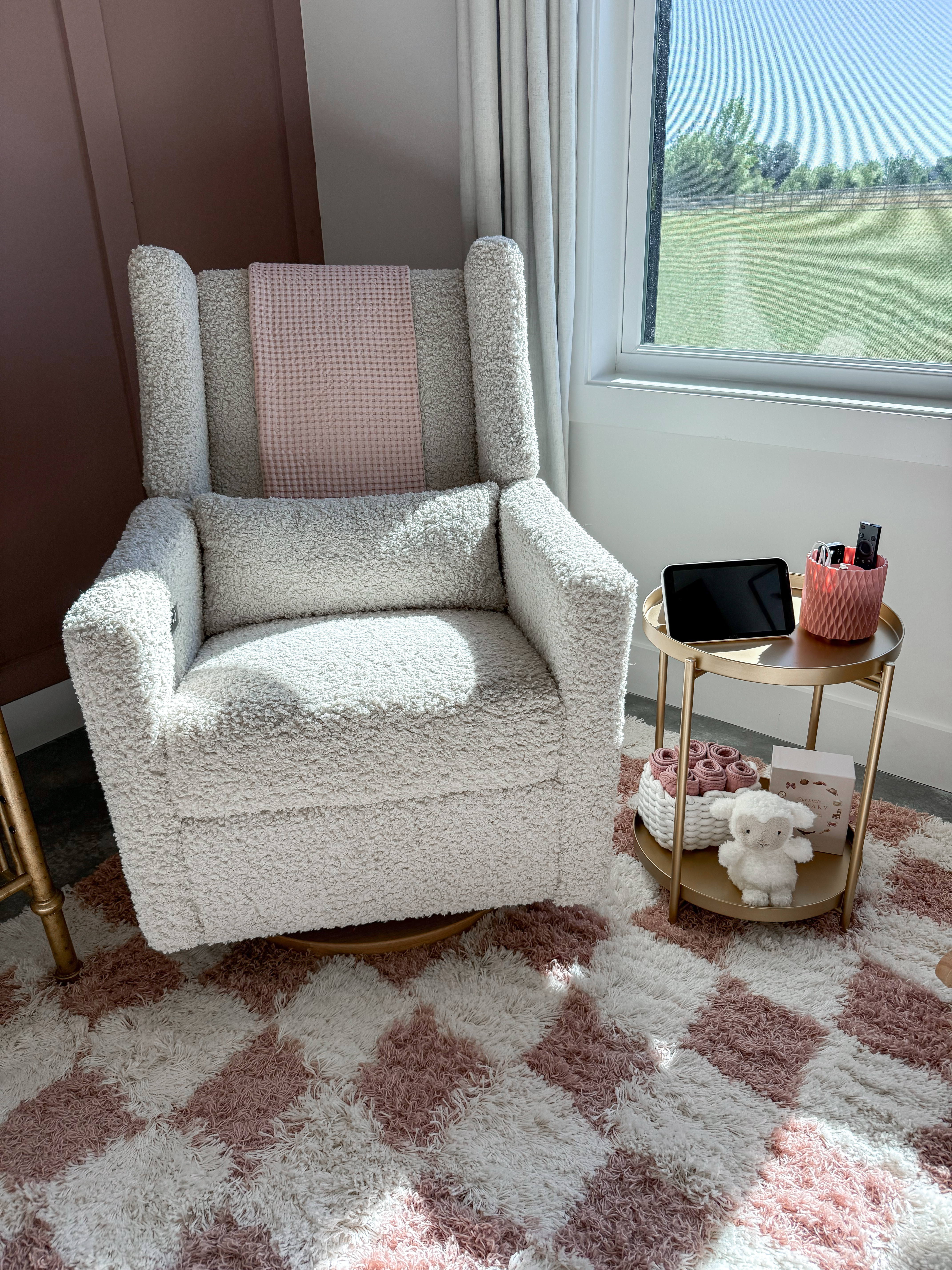 Baby Girl Nursery Decor 💕

 

 #LTKHome #LTKBaby