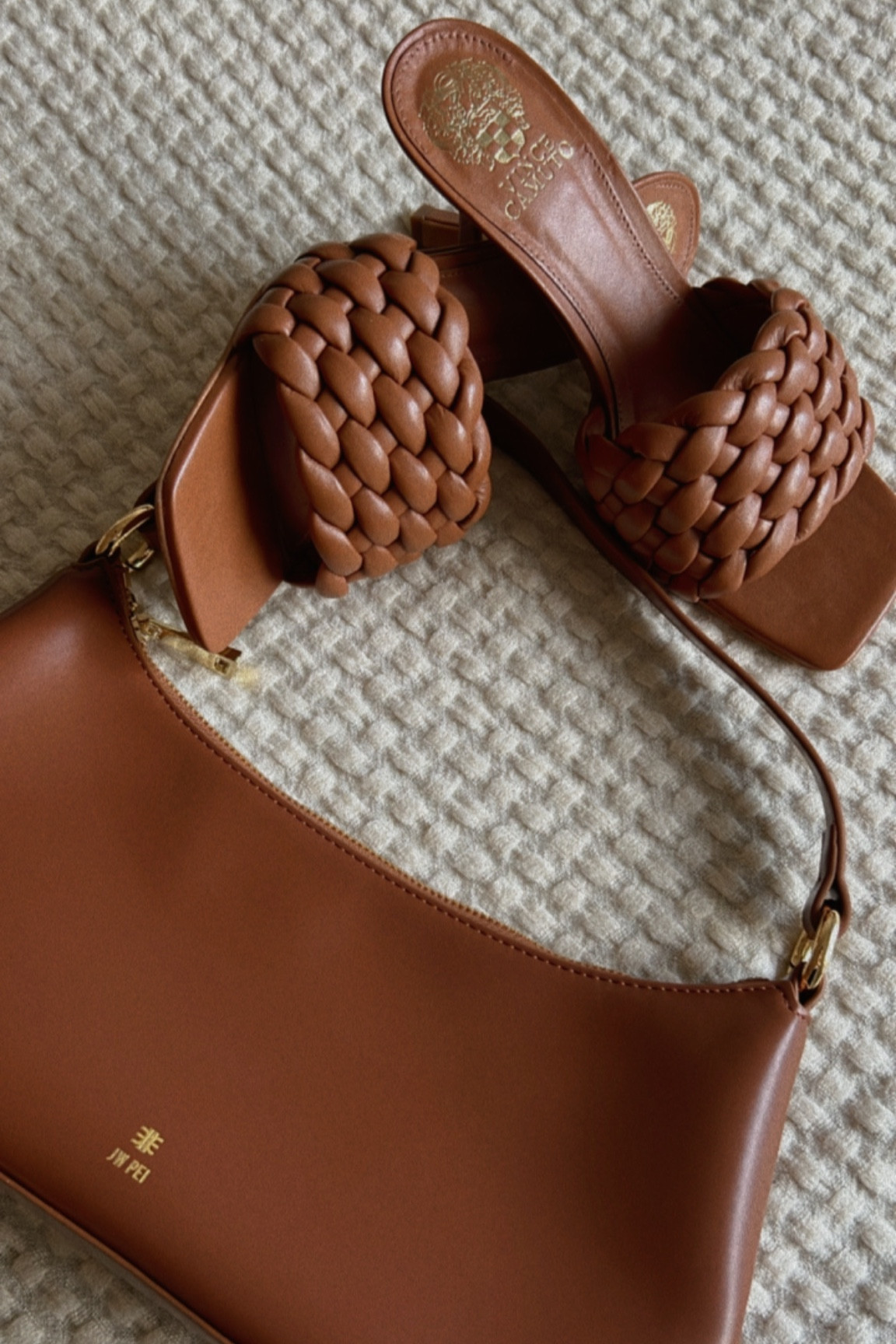 the perfect fall color 🤎

#LTKunder100 #LTKshoecrush #LTKSeasonal