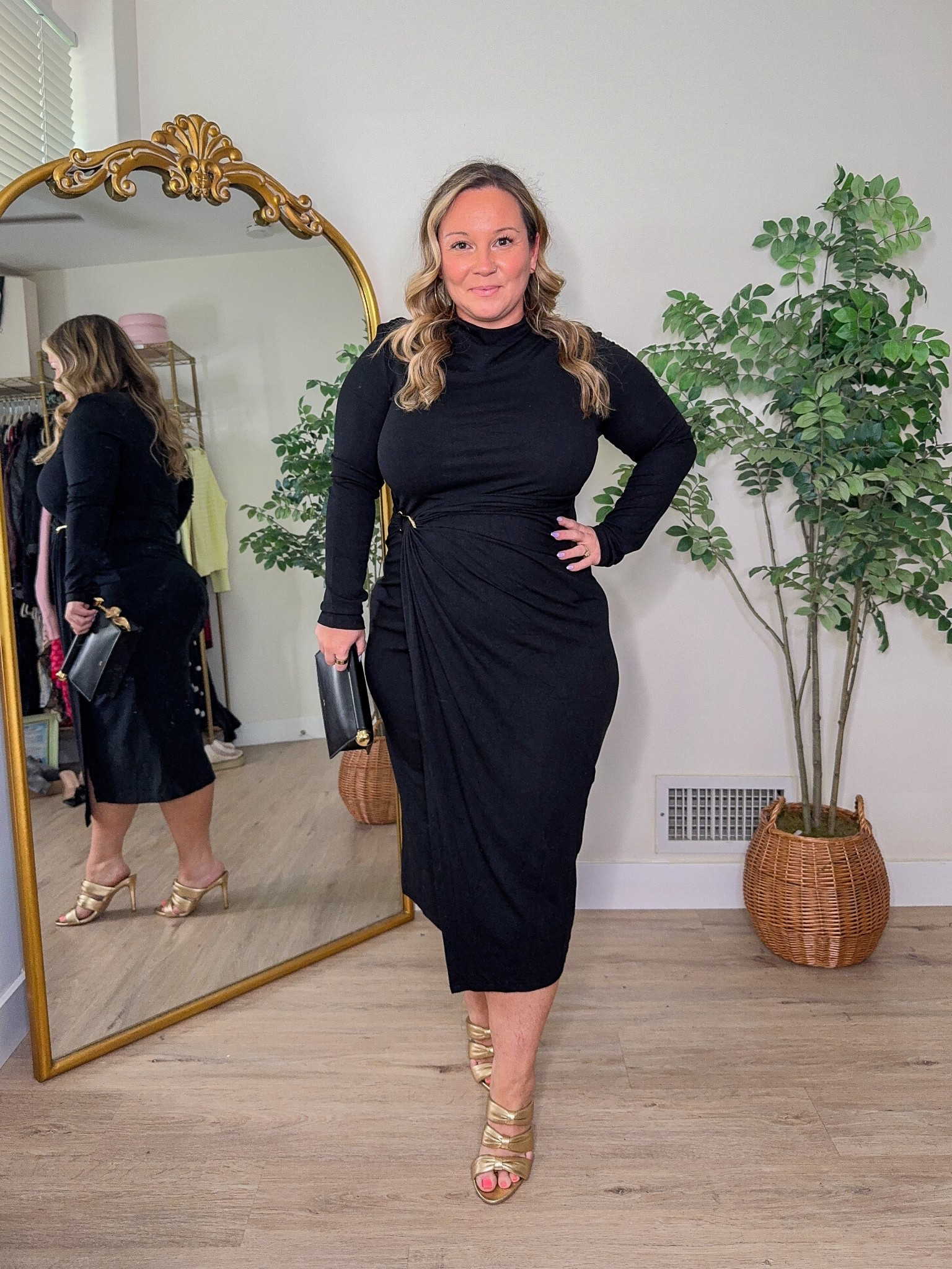 Amazon date night dress 
Size LARGE 
Soft and stretchy and very comfortable! 

Special occasion dress, Amazon fashion, Amazon finds, date night outfit, midsize style 

#LTKPetite #LTKMidsize #LTKOver40