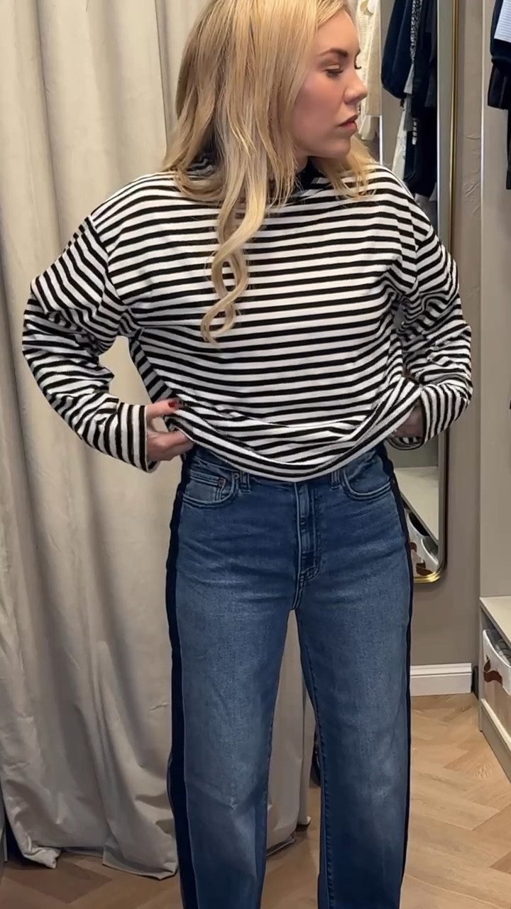 Jeans
Wide leg jeans
Stripe top


#LTKSeasonal #LTKdayinmylife #LTKootd