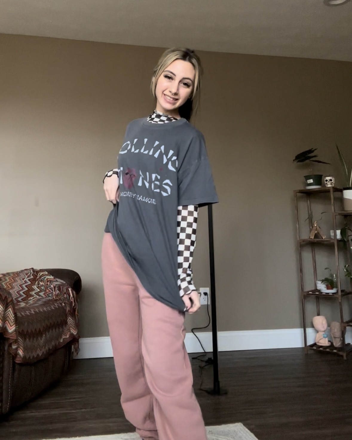 The shirt is unavailable so I linked another cute one 🥰

#LTKbeauty