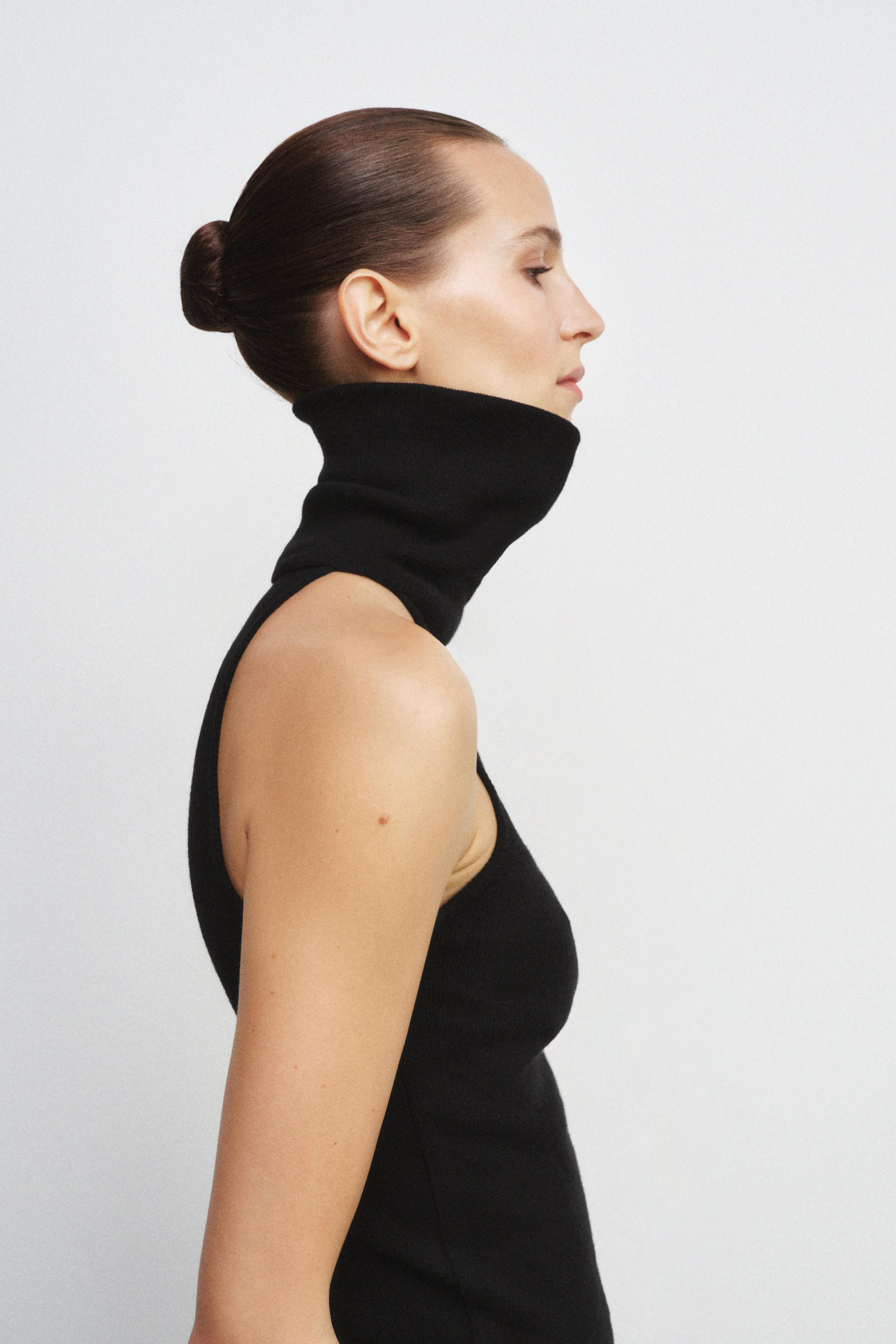 HIGH NECK SLEEVELESS TOP | Zara UK