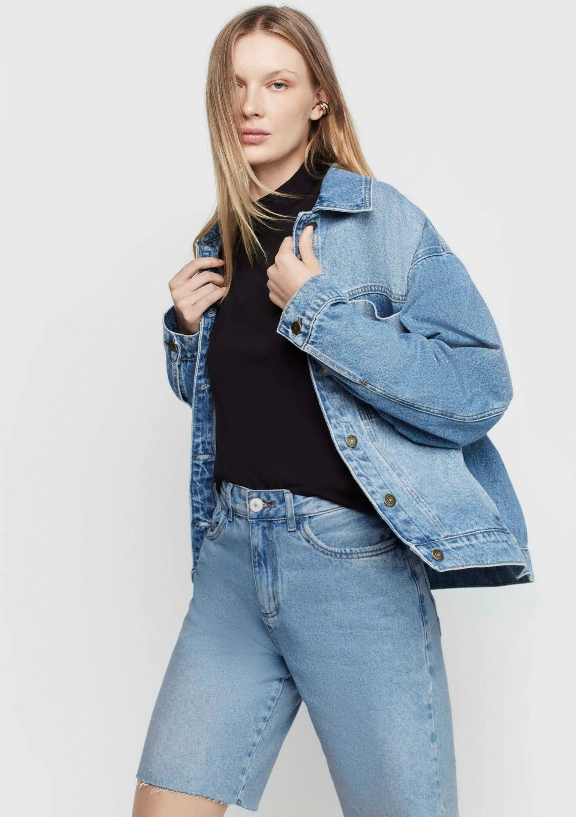 Jaqueta Jeans Oversized - Azul - DZARM | Moda Versátil, Cool e Atemporal | Roupas, Jeans, Tendê... | DzarmHering (BR)