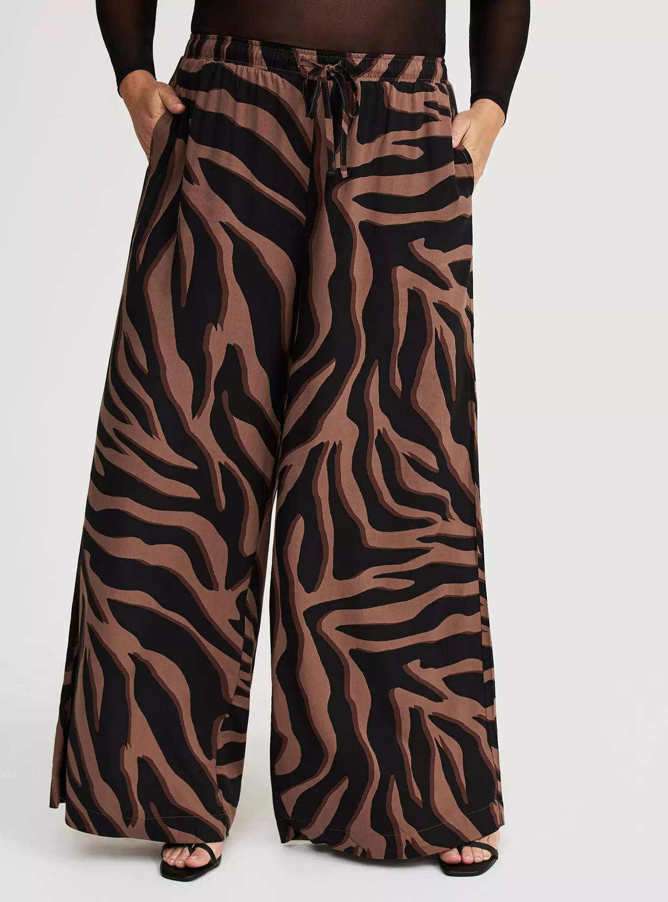 Wide Leg High-Rise Challis Pant | Torrid (US & Canada)