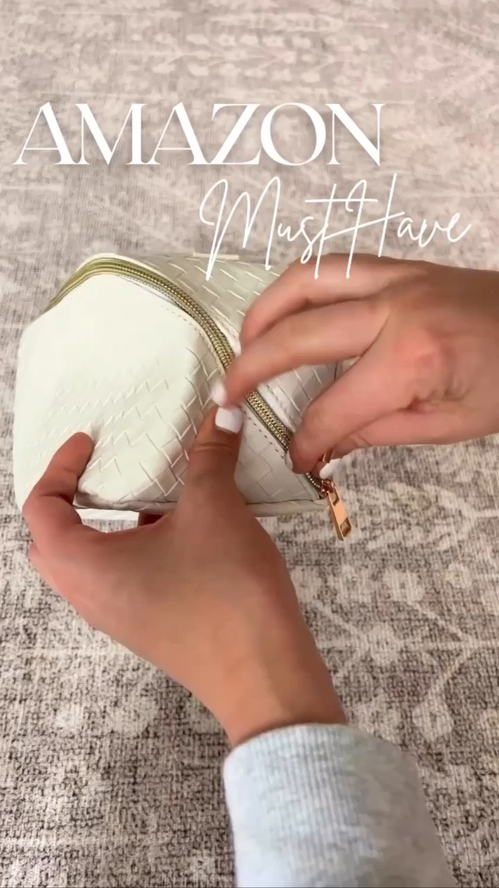 Make-up bag,
Cosmetic bag,
Travel bag, 
Amazon must have,
Amazon beauty.