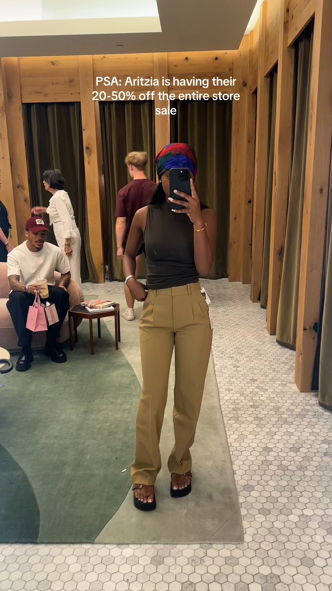 Run don’t walk, @aritzia is currently having their 20-50% sale! #aritiza #theeffortlesspants #effortlesspants