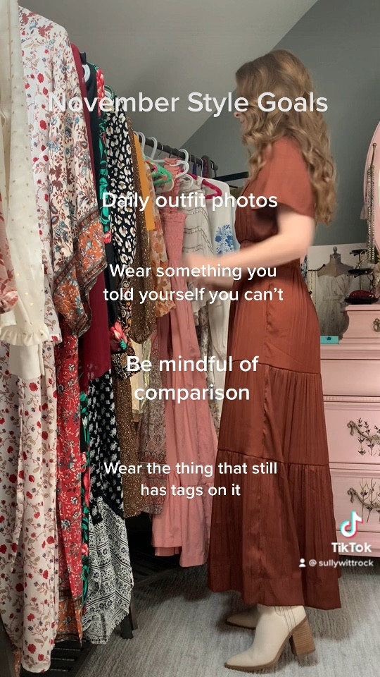 Don’t know where to start with personal style but want to see some changes?

Try starting with one of these!
.
.
.
.
.
.
.
.
Personal Style Coach, GRWM, November Style Goals, Style Goals, Personal Style Coaching, Online Personal Stylist, Wardrobe Consultant