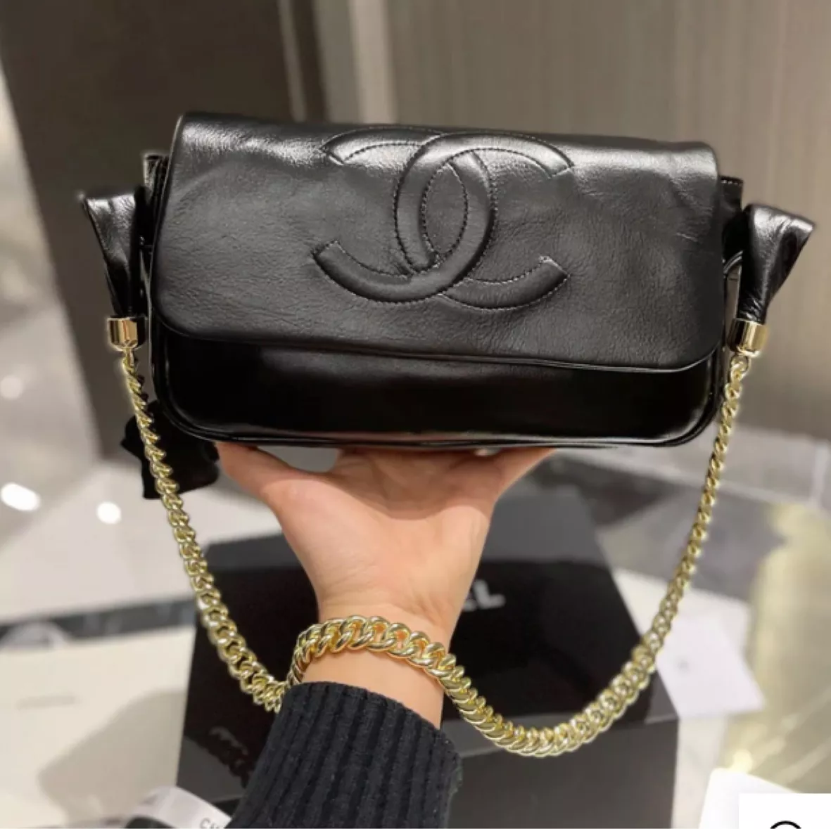 Chanel bag by Dhgate, does it look like a 1:1? : r/RepladiesDesigner
